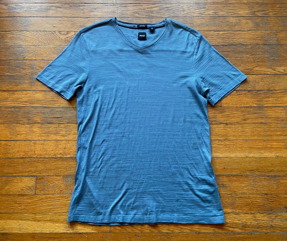 BOSS Hugo Boss Blue Mercerised V-Neck T-Shirt Mens sz S
